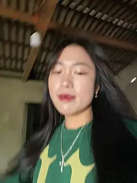 sofia-bae online show from 2, 4, 2026