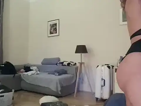 Bellaa25 online show from 18, 4, 2026