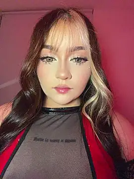 Daniela ruizz online show from 21, 7, 2026
