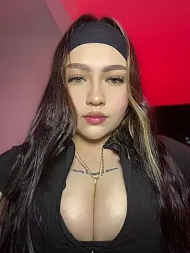 Daniela ruizz online show from 2, 6, 2026