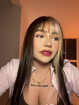 Daniela ruizz online show from 26, 6, 2026