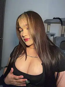 Daniela ruizz online show from 23, 7, 2026