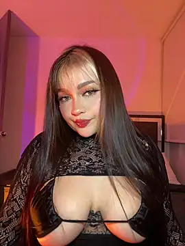 Daniela ruizz online show from 18, 7, 2026