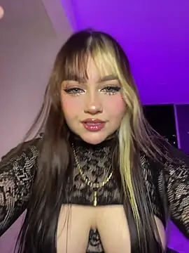 Daniela ruizz online show from 10, 6, 2026