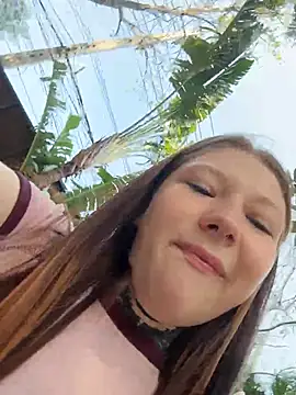 FionaMurr online show from 9, 2, 2026