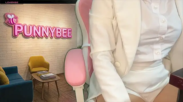 Punnybee online show from 19, 7, 2026