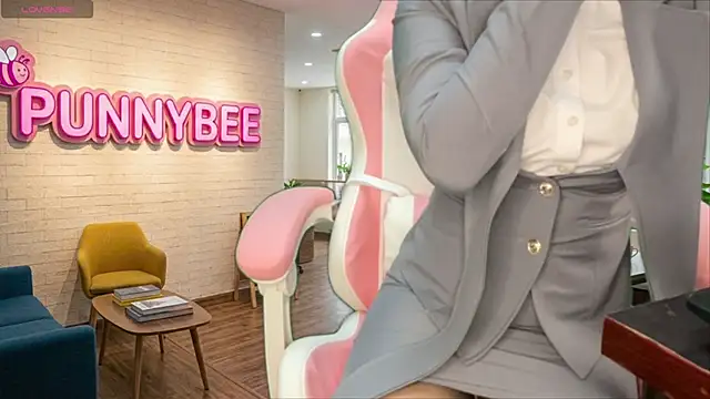 Punnybee online show from 27, 7, 2026