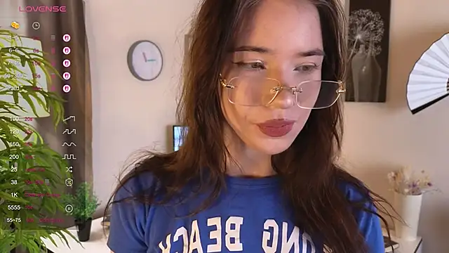 Snapshot of Marry_Colinn chatting on 11, 1, 2026 Marry Colinn online show from 11, 1, 2026