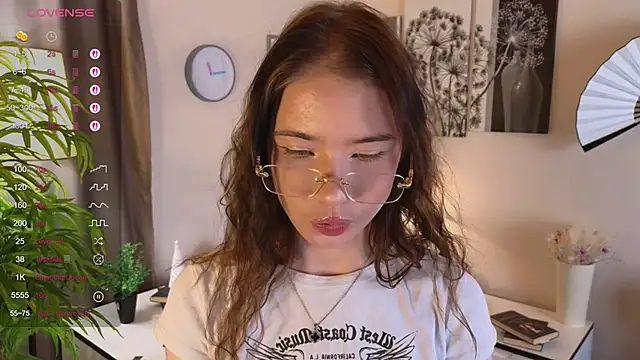 Snapshot of Marry_Colinn chatting on 10, 1, 2026 Marry Colinn online show from 10, 1, 2026