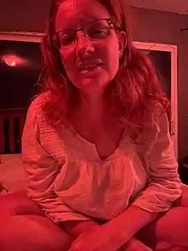 Snapshot of Lenaravenswood chatting on 5, 7, 2026 Lenaravenswood online show from 5, 7, 2026
