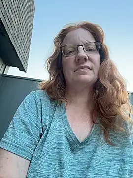 Snapshot of Lenaravenswood chatting on 22, 6, 2026 Lenaravenswood online show from 22, 6, 2026