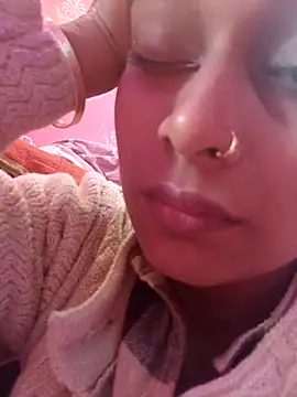 nehakapoor89 online show from 20, 12, 2025