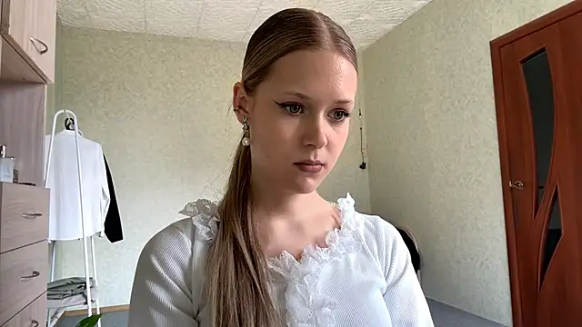 ZaidaSchwarten online show from 11, 3, 2026