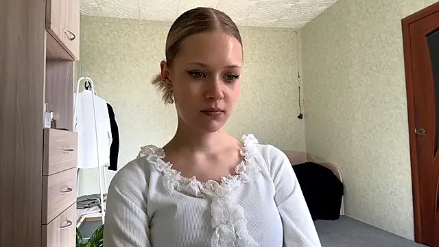 ZaidaSchwarten online show from 12, 3, 2026