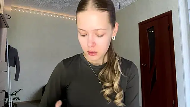 ZaidaSchwarten online show from 10, 1, 2026