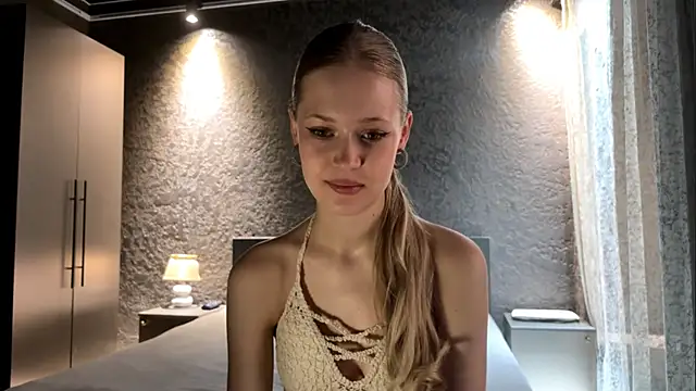 Snapshot of ZaidaSchwarten chatting on 16, 7, 2026 ZaidaSchwarten online show from 16, 7, 2026
