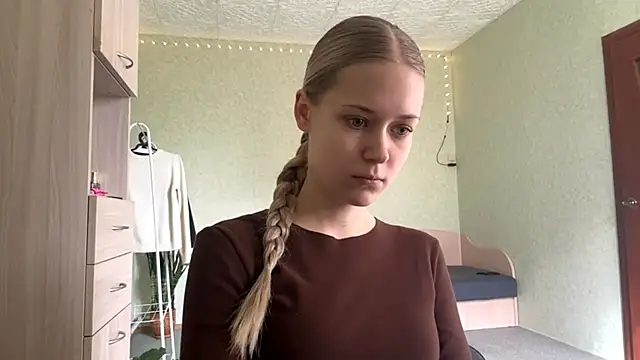 ZaidaSchwarten online show from 1, 5, 2026