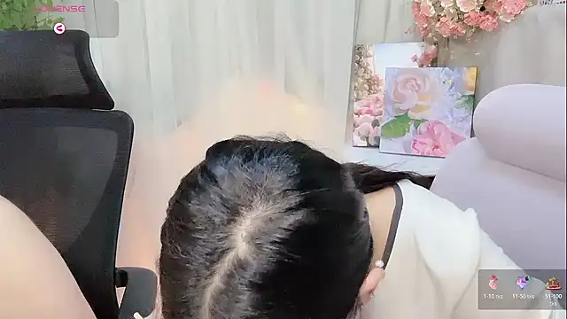 Yvonne-07 online show from 6, 3, 2026