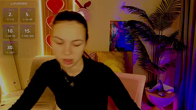 MaxinCarroll online show from 24, 2, 2026