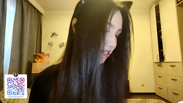 Qwami Amie online show from 8, 1, 2026