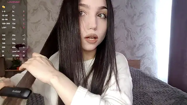 Qwami Amie online show from 29, 4, 2026