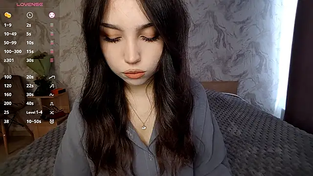 Qwami Amie online show from 17, 4, 2026