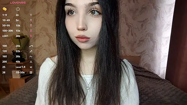 Qwami Amie online show from 5, 4, 2026