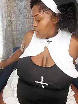 Snapshot of ChoklitBerryXX chatting on 3, 5, 2026 ChoklitBerryXX online show from 3, 5, 2026