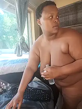 Snapshot of ChoklitBerryXX chatting on 26, 2, 2026 ChoklitBerryXX online show from 26, 2, 2026