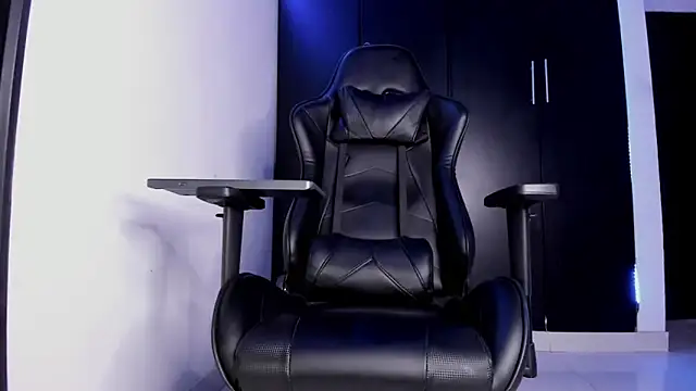 Snapshot of Liam_Mateo chatting on 21, 2, 2026 Liam Mateo online show from 21, 2, 2026