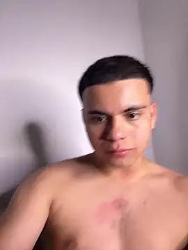 Liam Mateo online show from 4, 3, 2026