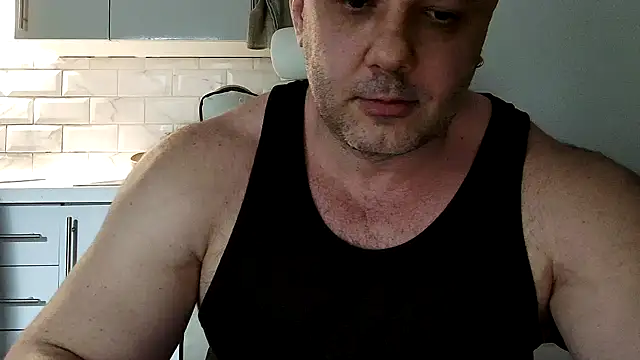 Snapshot of WildJohn_XX chatting on 8, 5, 2026 WildJohn XX online show from 8, 5, 2026