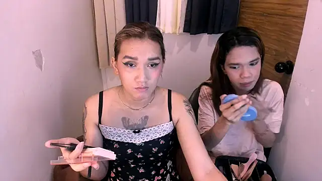 Snapshot of lil_cummer69 chatting on 4, 6, 2026 lil cummer69 online show from 4, 6, 2026