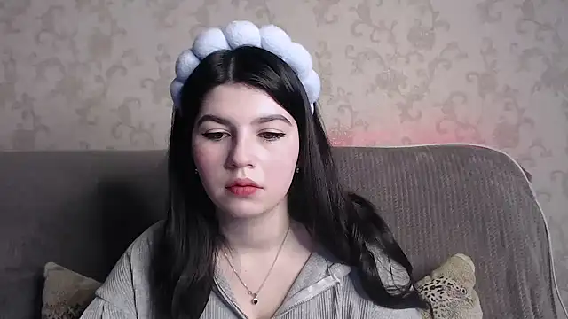 KisaModel online show from 17, 3, 2026