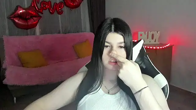 KisaModel online show from 3, 5, 2026