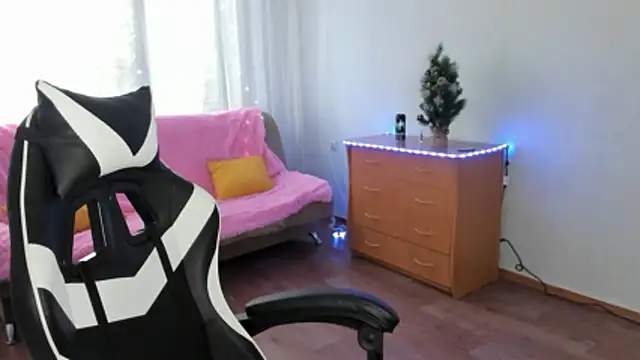 Snapshot of KisaModel chatting on 14, 1, 2026 KisaModel online show from 14, 1, 2026