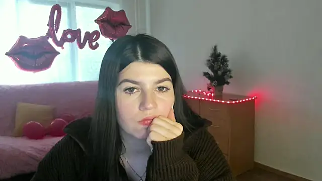 KisaModel online show from 1, 3, 2026