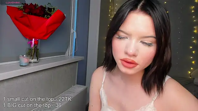 BeatriceMoonlight online show from 8, 1, 2026