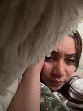 rebecagoldene online show from 4, 5, 2026