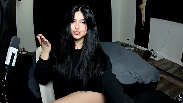 Snapshot of Nicole_Pars chatting on 1, 3, 2026 Nicole Pars online show from 1, 3, 2026