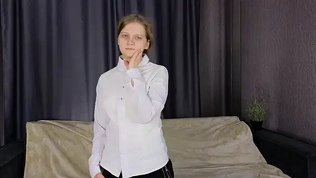 Snapshot of HazeElariel chatting on 21, 3, 2026 HazeElariel online show from 21, 3, 2026