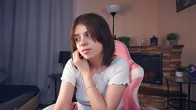 IleanaPishko online show from 9, 1, 2026