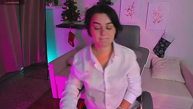 Sofia Fisher online show from 16, 12, 2025