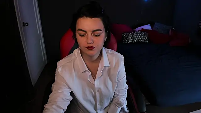 Sofia Fisher online show from 18, 12, 2025