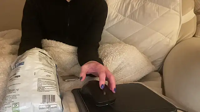 ijustturned18today online show from 13, 1, 2026