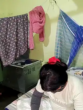 Cuple masti72 online show from 19, 12, 2025