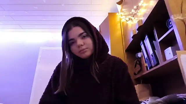 Mona Slearys online show from 20, 12, 2025