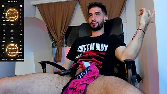 Snapshot of _YOURHERO chatting on 26, 3, 2026 YOURHERO online show from 26, 3, 2026