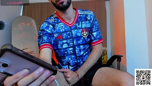 Snapshot of _YOURHERO chatting on 1, 4, 2026 YOURHERO online show from 1, 4, 2026