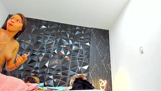 AriadnaLoren online show from 17, 3, 2026